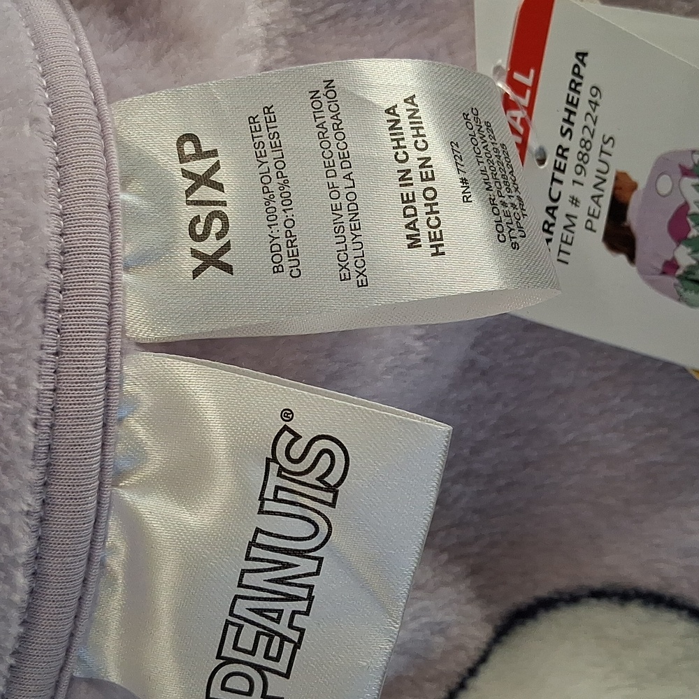 Peanuts Snoopy Size XS Character Sherpa Scenic Jacket Zip Up with Pockets NWT - Picture 5 of 7